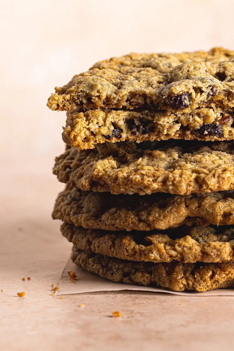 Oat & Raisin Cookie